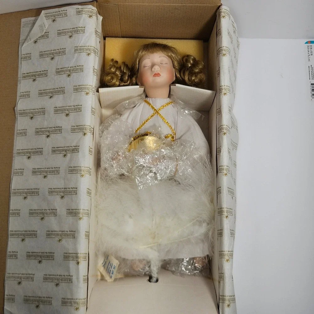 Ashton Drake The Blessed Angel Julie Good Kruger Nativity Doll